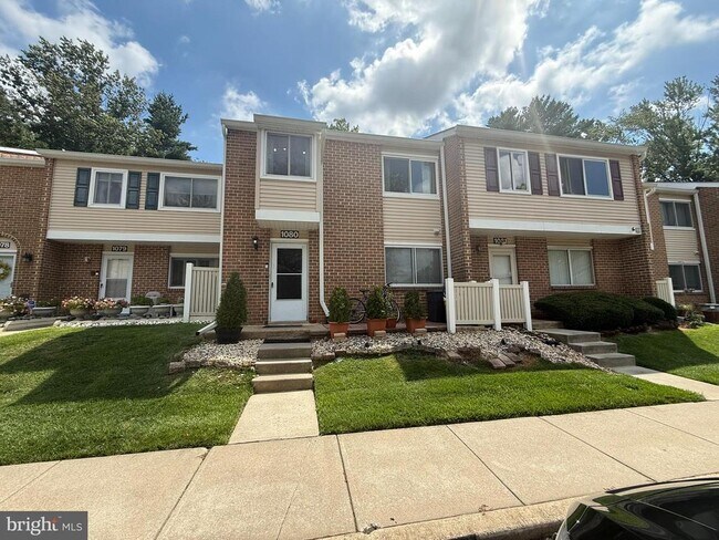 Building Photo - 1080 Pendleton Ct