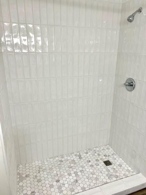 Building Photo - 9301 Cottage Park Dr N