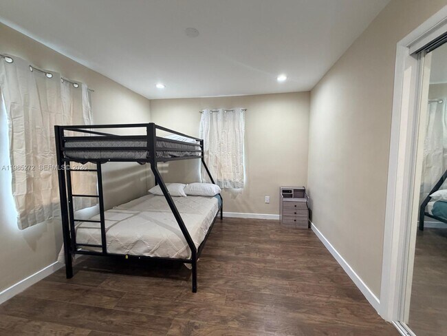 Building Photo - 943 79th Terrace