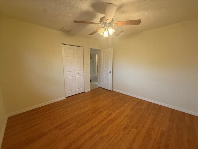 Building Photo - 440 W Tarpon Blvd NW