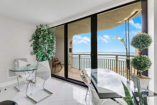 Building Photo - 3000 N Ocean Dr