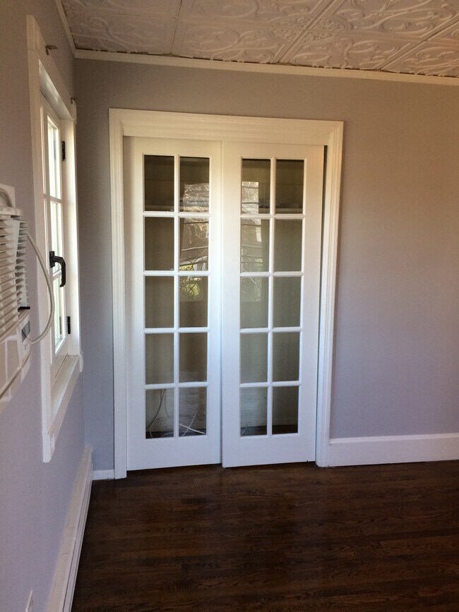 Master Bedroom - 65 Spruce Ave