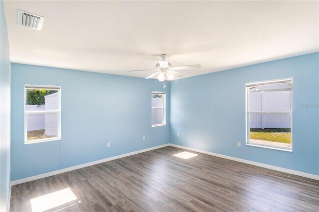 Building Photo - 1107 Mangrove Rd