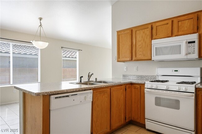 Building Photo - 8037 Radigan Ave