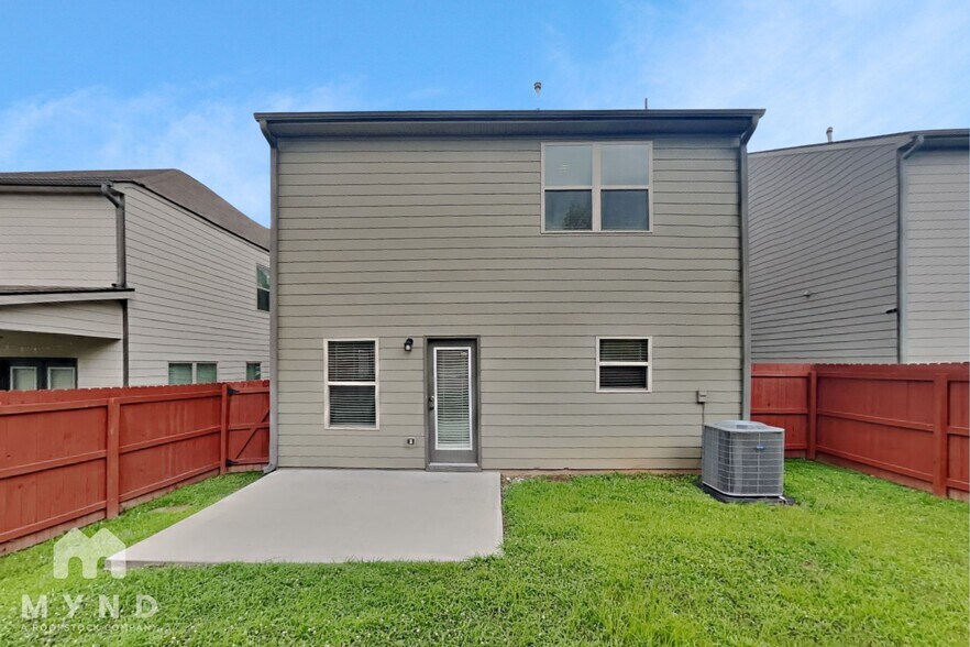 Building Photo - 5018 Rapahoe Trail
