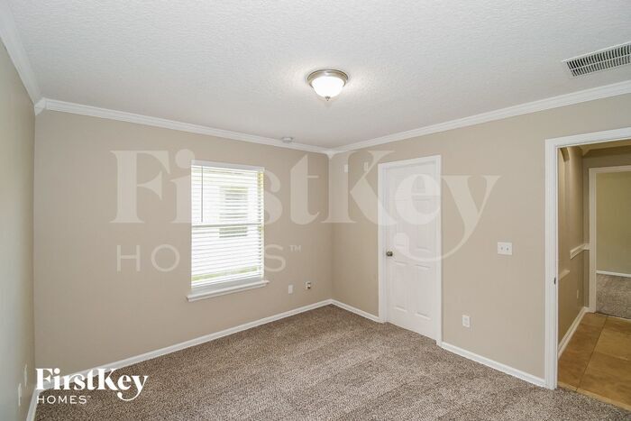 Building Photo - 4037 S Victoria Lakes Dr