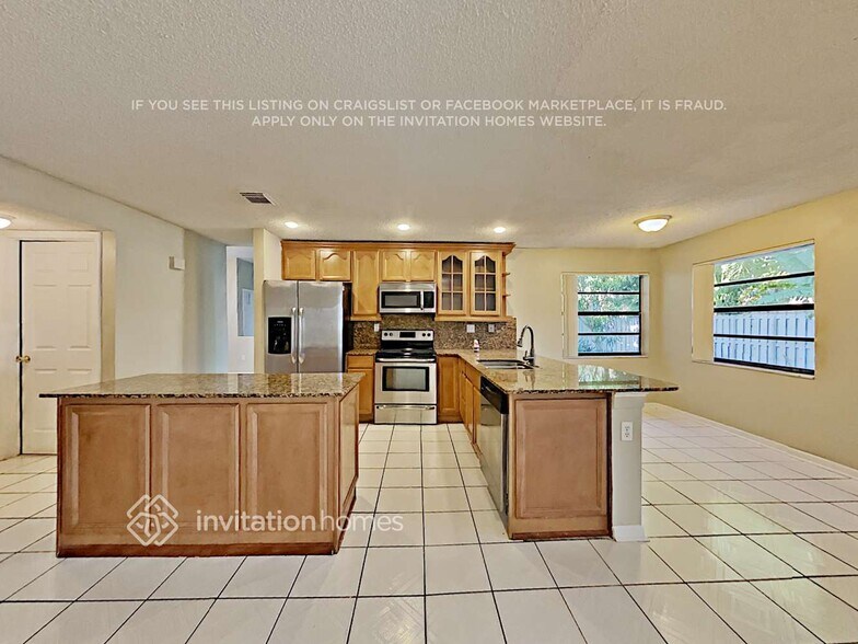 Building Photo - 670 Thornridge Ave