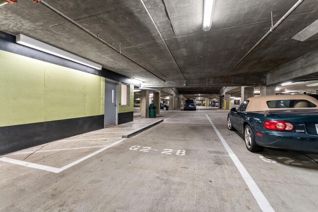 Building Photo - 440 L St NW