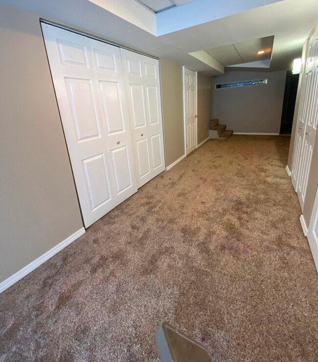 Building Photo - 533 Fox Hollow Way