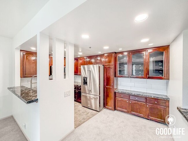 Building Photo - 5875 Friars Rd