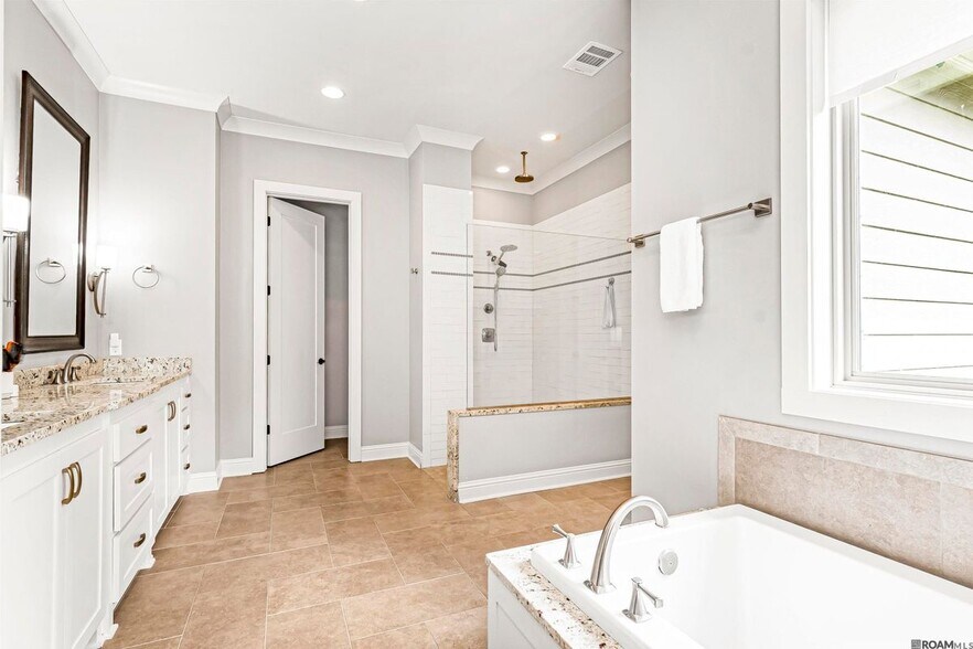 Building Photo - 37464 Cypress Hollow Ave