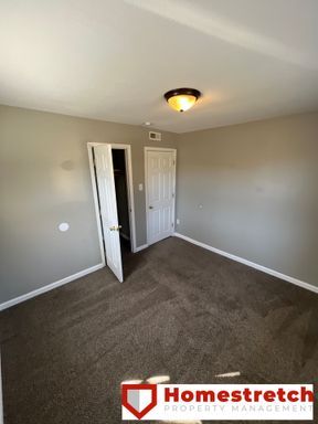 Building Photo - Updated Three Bedroom Home!