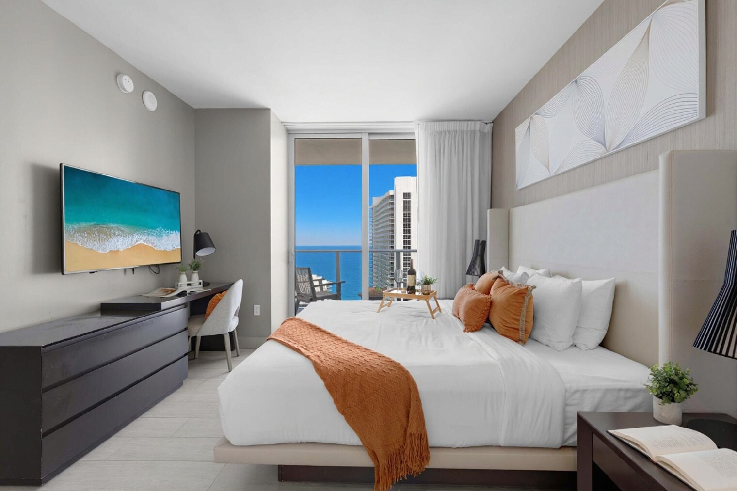 Building Photo - 4010 S Ocean Dr