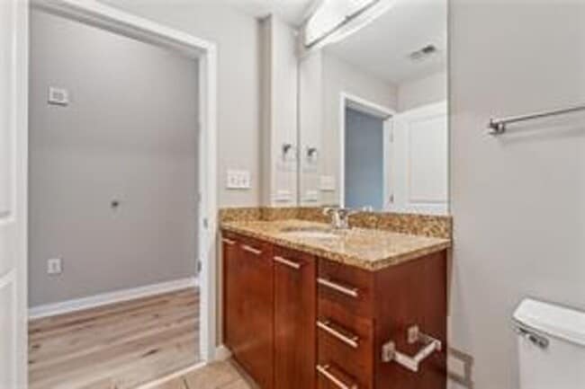 Building Photo - 1 Bedroom + 1 Bath with Views of Buckhead!