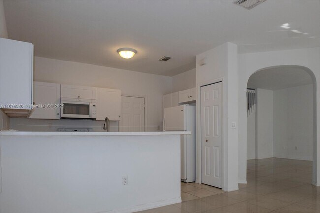 Building Photo - 13864 SW 273rd Terrace