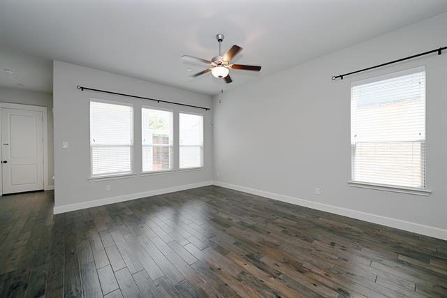 Building Photo - 1021 Water St