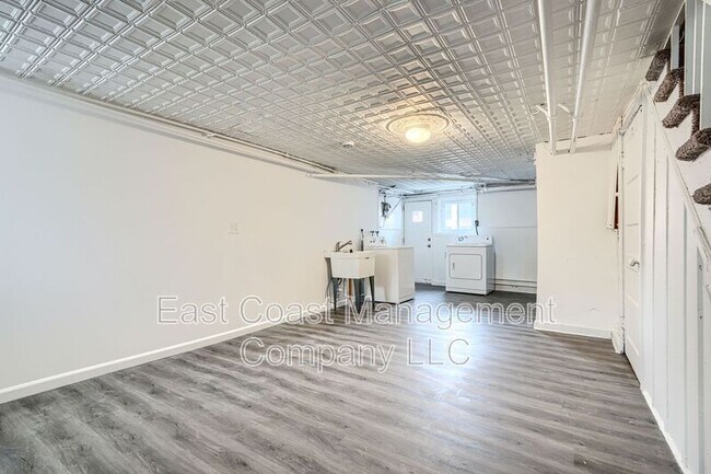 Building Photo - 2316 Garrett Ave