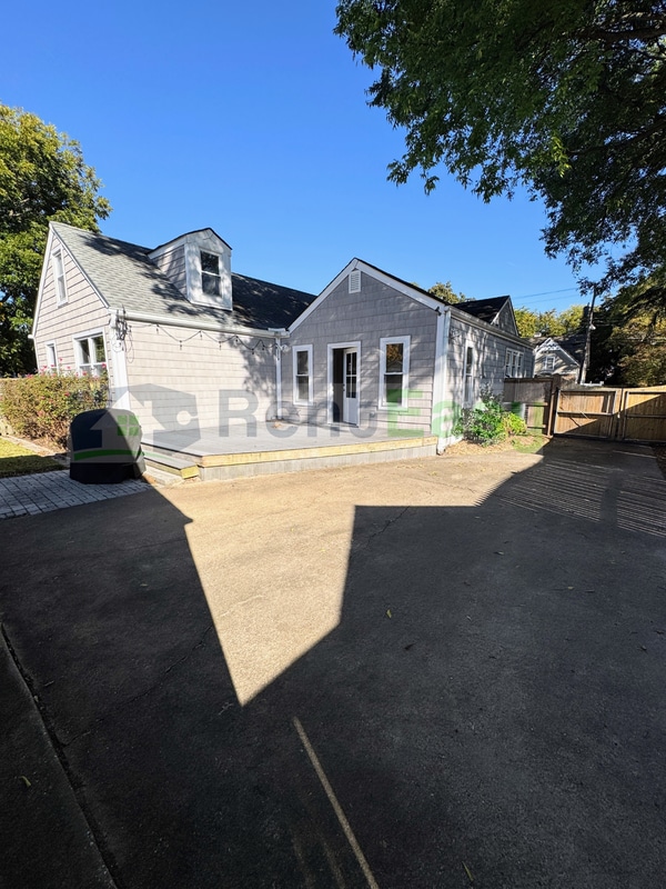 Building Photo - 115 Sir Oliver Rd