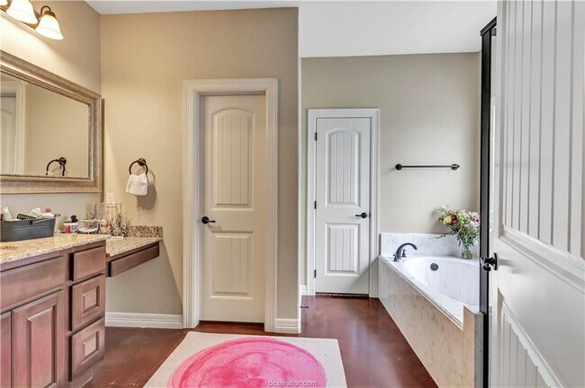 Building Photo - 1001 Welsh Ave