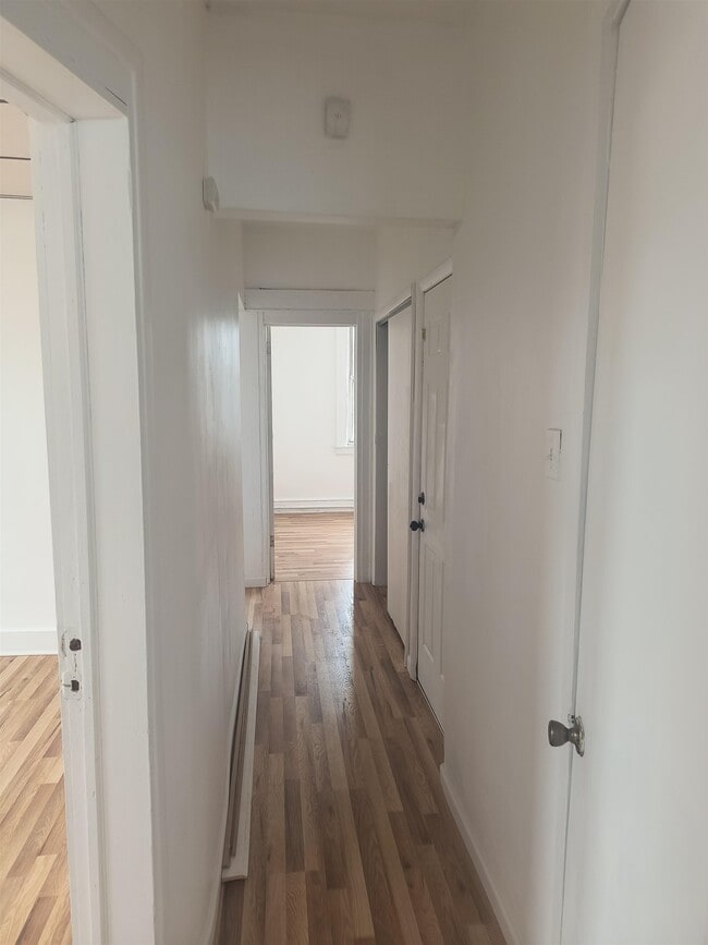 Building Photo - 124 69th St