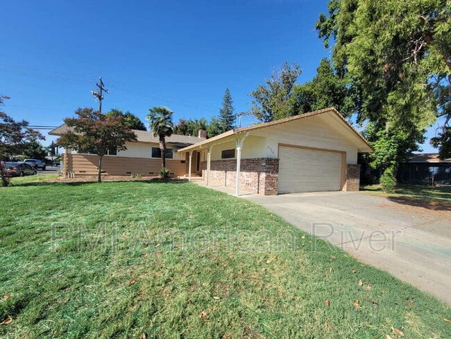 Primary Photo - 9060 Talisman Dr