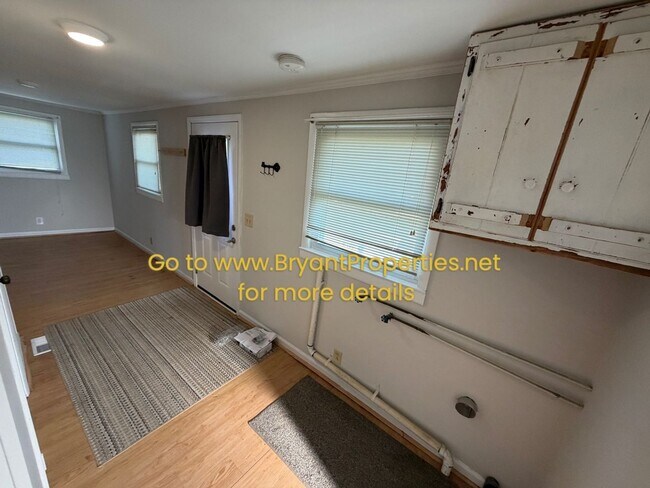 Building Photo - 1584 Latimer Ln