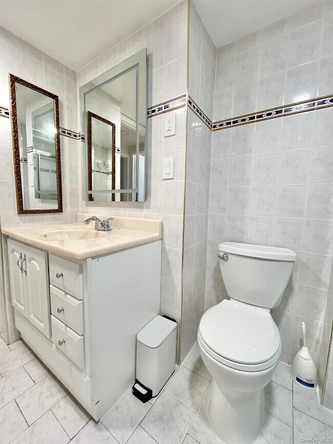 Building Photo - 103 Bennett Ave