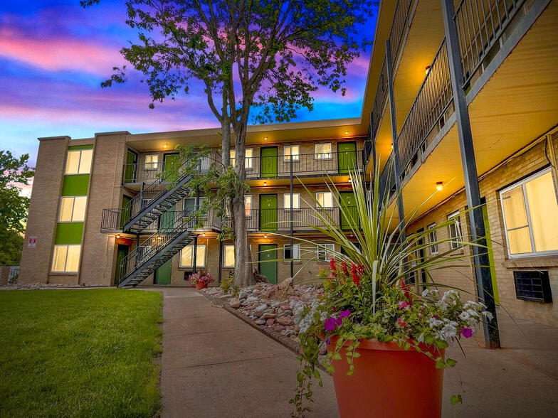 Parkside at Lowry 1000 Dayton St Aurora CO 80010 Apartment Finder