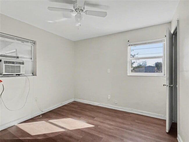 Building Photo - 42 Princeton Ave