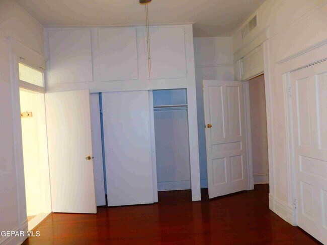 Building Photo - 1024 Upson Dr