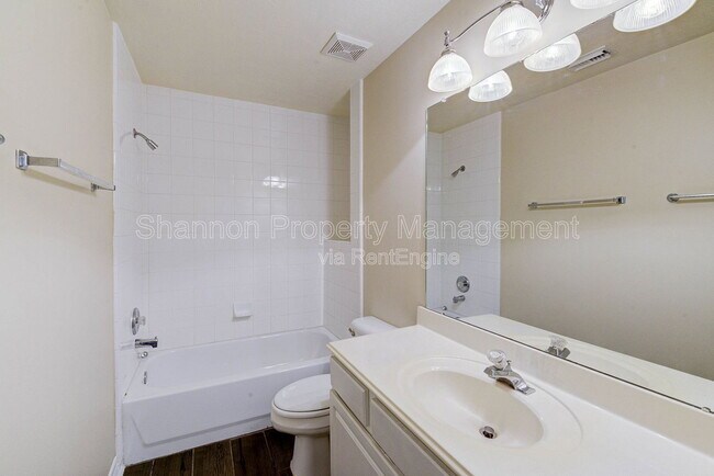 Building Photo - 14407 Jessica Falls Cir