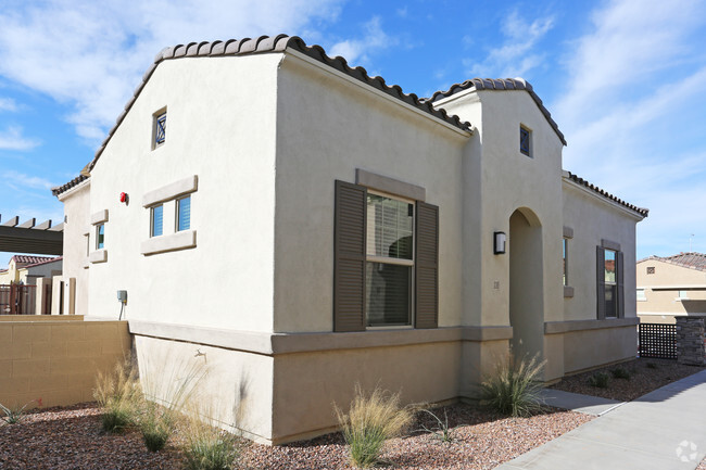 Building Photo - Villas at Chandler Heights