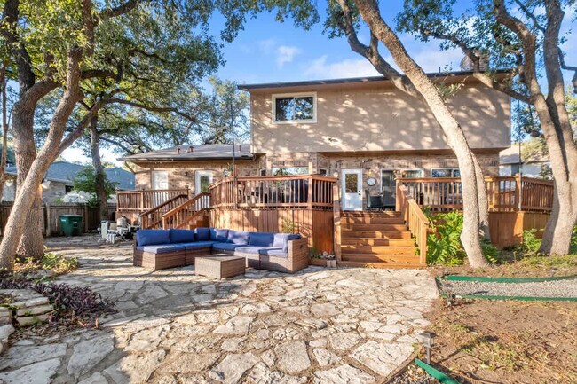 Building Photo - 13702 Yellow Oak Cir