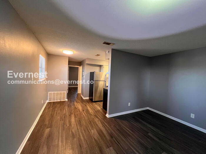 Building Photo - 9 Meredith Ct