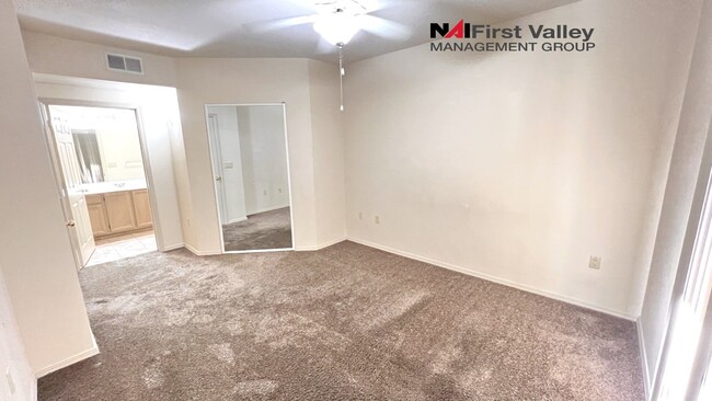 Building Photo - **Move In Special Half off first months re...