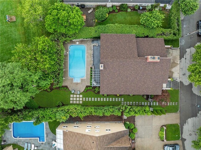 Building Photo - 14 Maxcy Dr