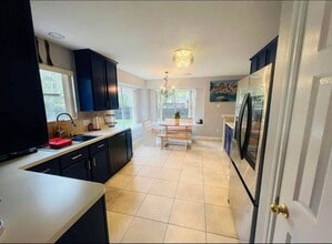 Building Photo - 3618 Windhill Ln