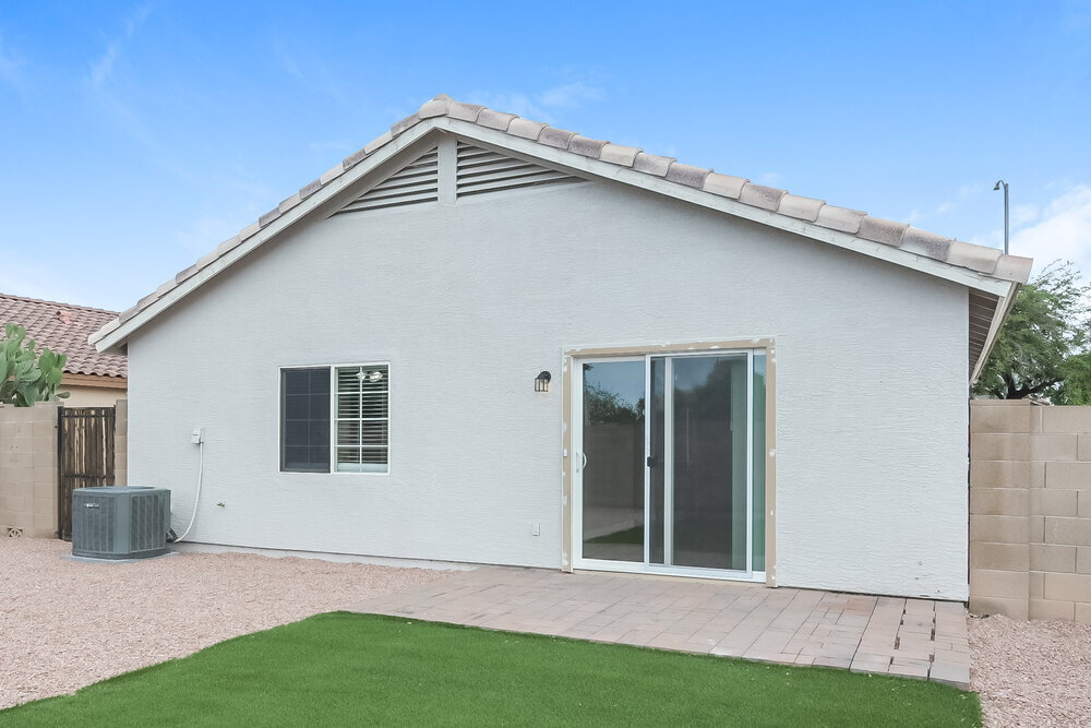 Building Photo - 11509 W Shaw Butte Dr