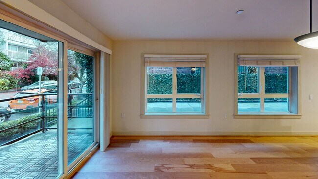 Building Photo - Spacious and Modern Ground Floor 2 bed 2 b...