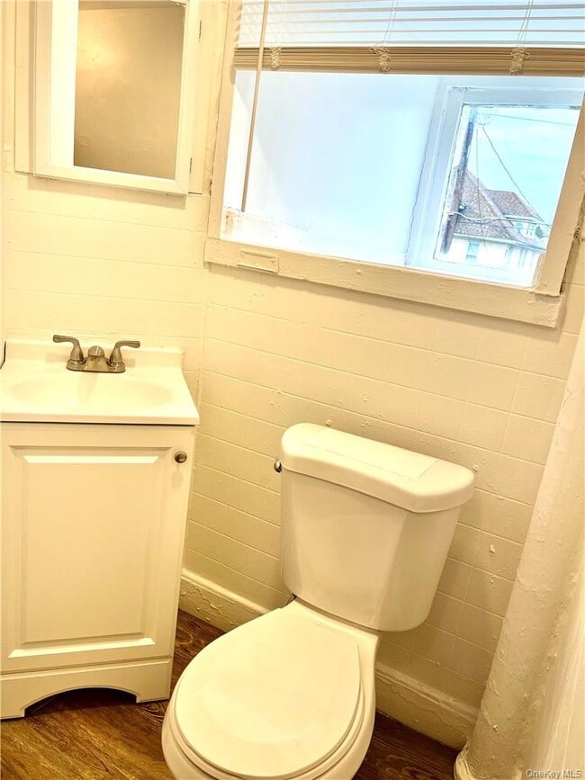 Building Photo - 1 Dewitt St