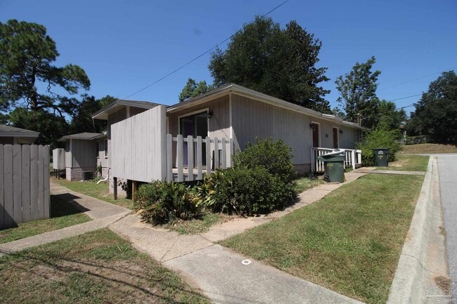 Building Photo - 5205 Charbar Dr
