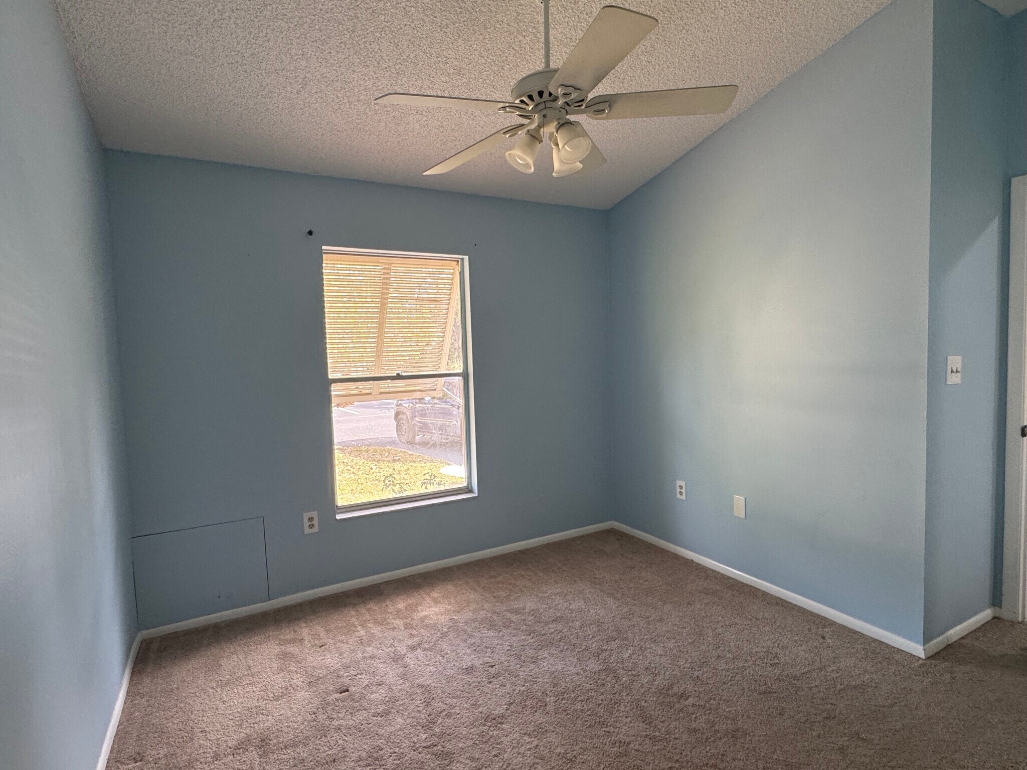 Building Photo - 746 N Jefferson Ave