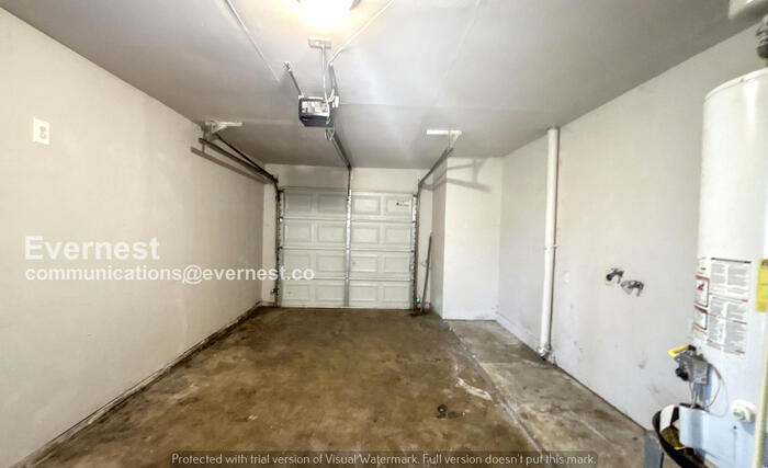 Building Photo - 5214 Fairgreen Ln