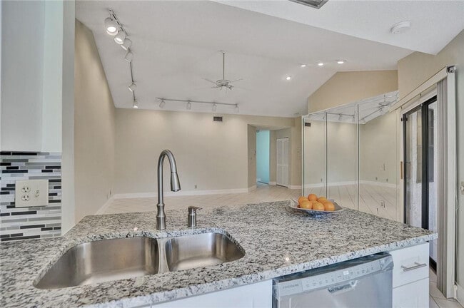 Building Photo - 6698 Montego Bay Blvd