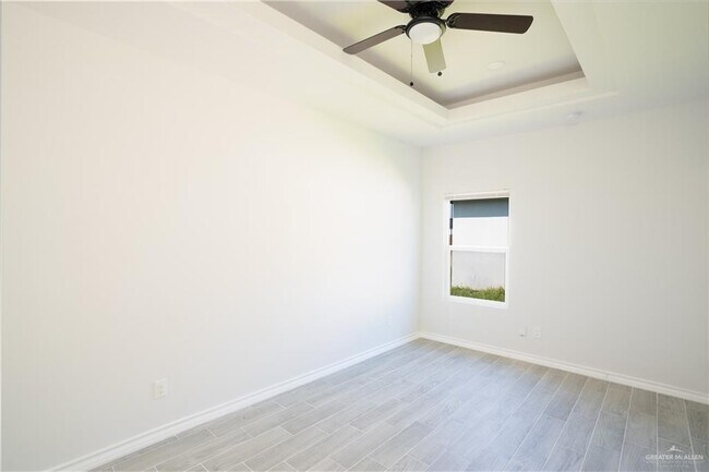 Building Photo - 2412 San Pascual St