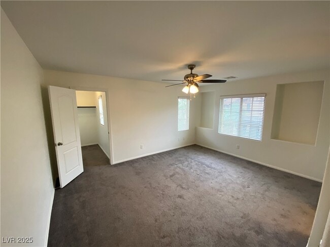 Building Photo - 10436 Yew Blossom Ave