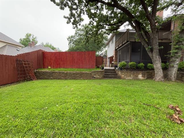 Building Photo - 3909 Meadow Dr