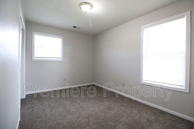 Building Photo - 18824 E Wigwam Dr