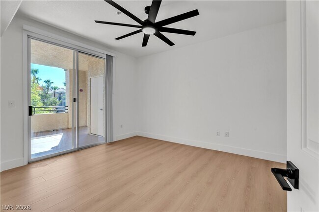 Building Photo - 7119 S Durango Dr