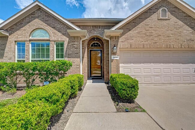 Building Photo - 11434 Elizabeth Brook Dr